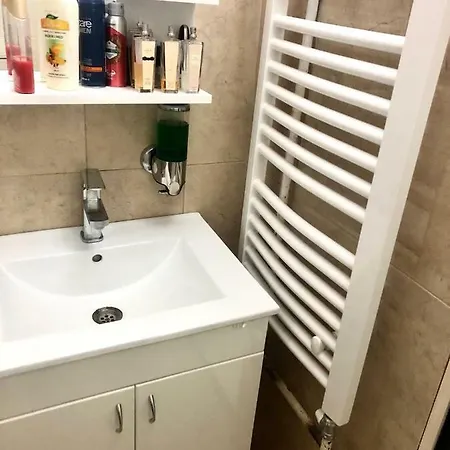 On A River Avenue Apartment