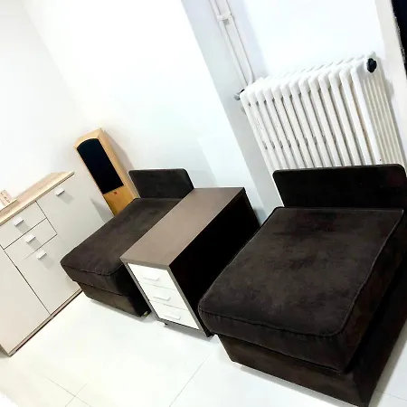 On A River Avenue Apartment Pancevo