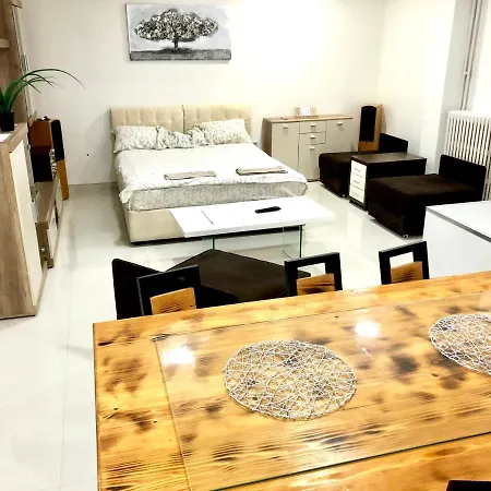 Apartment On A River Avenue Pancevo