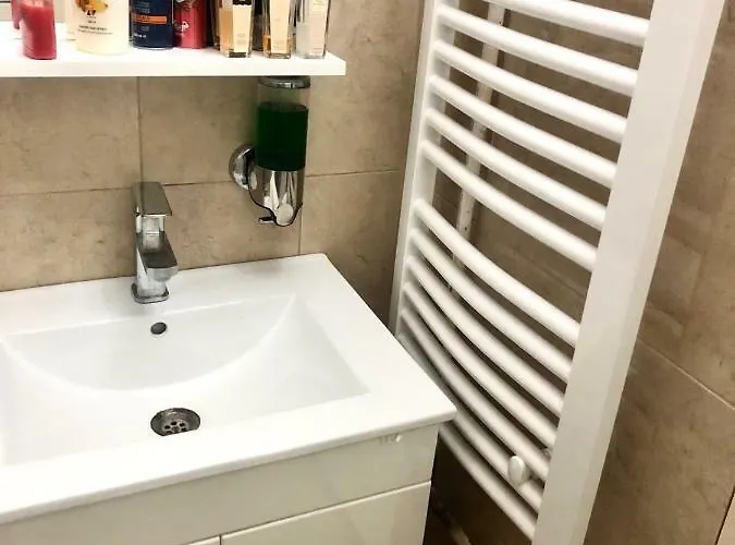 On A River Avenue 아파트